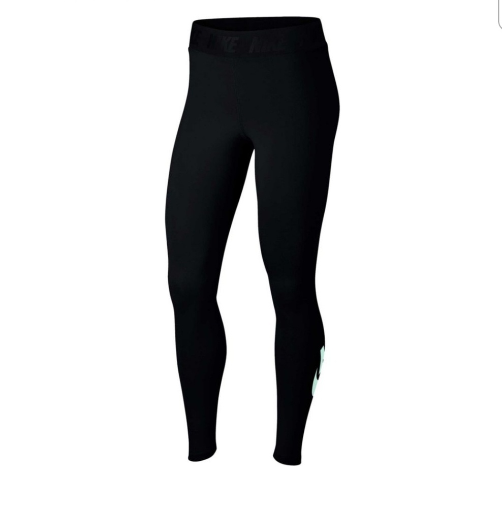 NWT-Womens Nike Sportswear High Waisted Pants